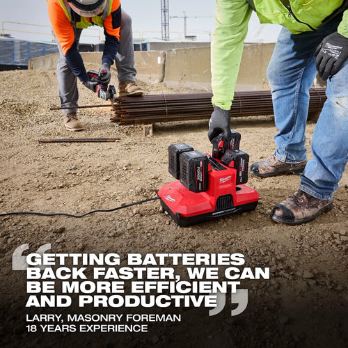 Milwaukee M18™ & M12™ Four Bay Simultaneous Super Charger w/ PACKOUT™ Compatibility